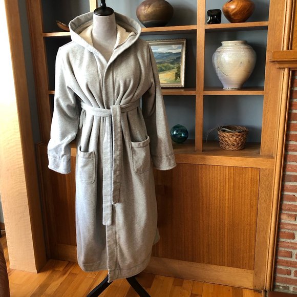 L.L. Bean Intimates & Sleepwear L L Bean Bathrobe Hooded Lined Size
